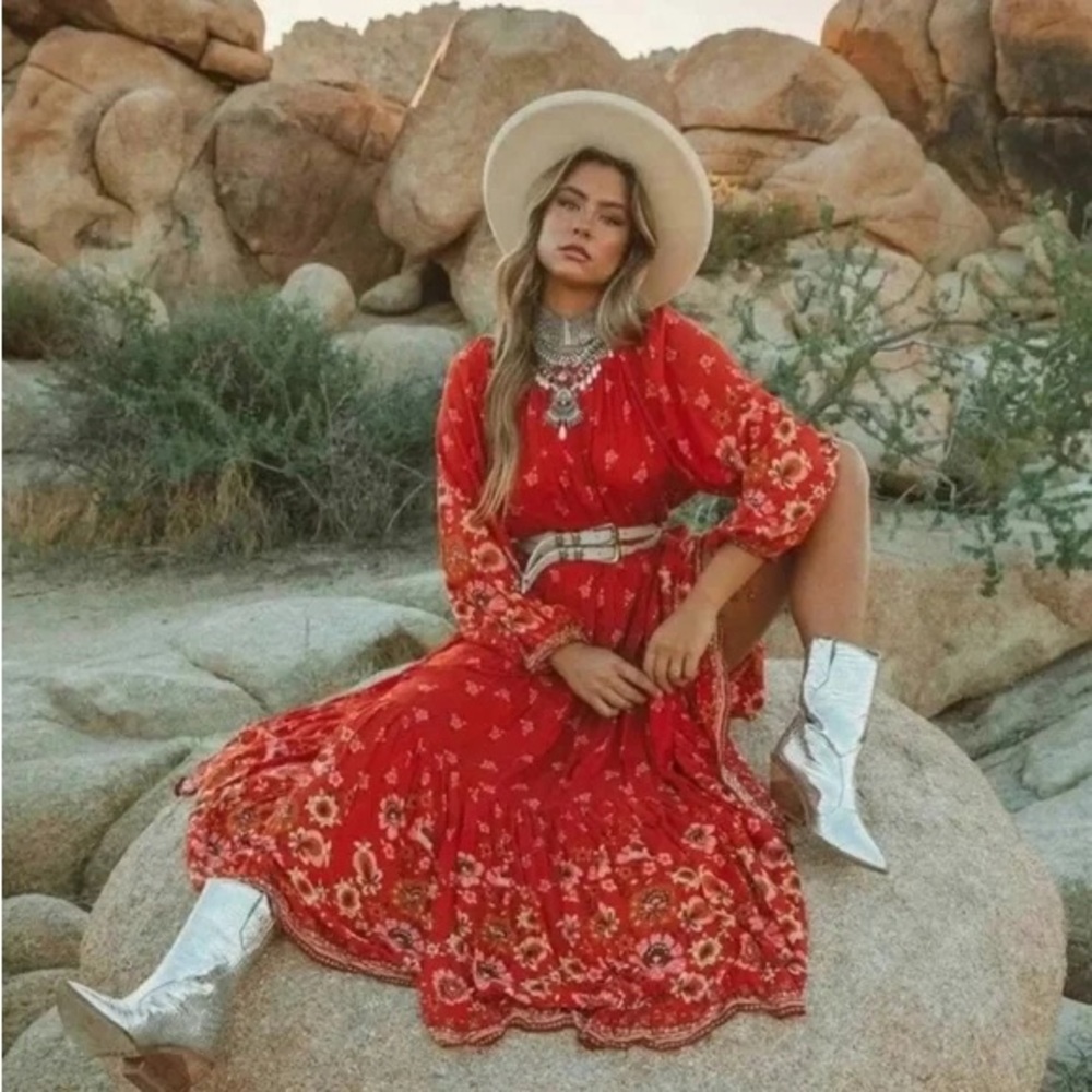 Spell & The Gypsy Collective Red Floral Joni Gown S